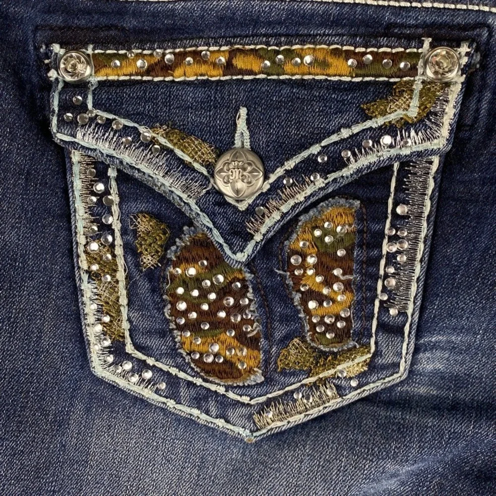 Miss Me Jeans Womens 28 Blue Signature Boot Flared Flap Pocket Dark Wash Denim - Picture 6 of 16